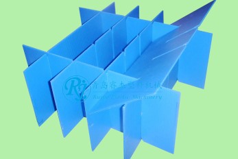 PP中空格子板生產線